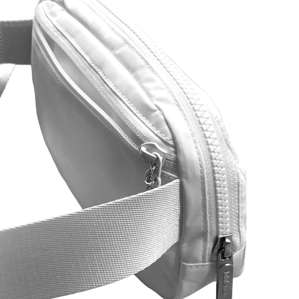 Lululemon Everywhere Belt Bag 1L Bright White New With Tags - Picture 7 of 13